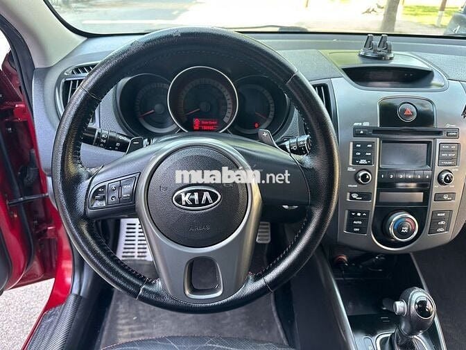 Kia Cerato 1.6AT cuối 2011 bản 10 bóng khí. Chất