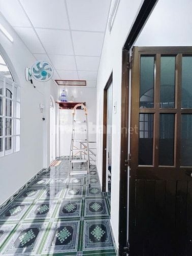 Gần cầu Kênh Tẻ, Nở Hậu, DT 4x11m