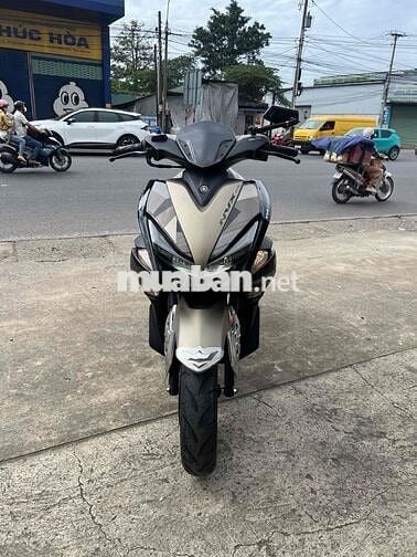 Yamaha NVX 155 ABS Nâu đen