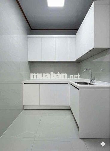 Bán nhà 449 Ngọc Lâm ngõ nông còn xót 42m2x 2N1W kinh doanh 3,7 Tỷ