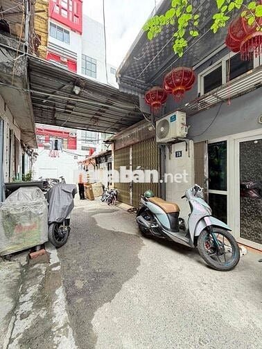 Bán nhà 449 Ngọc Lâm ngõ nông còn xót 42m2x 2N1W kinh doanh 3,7 Tỷ