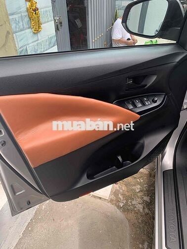 Toyota Innova 2019 2.0E Bạc