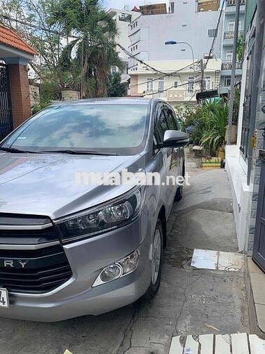 Toyota Innova 2019 2.0E Bạc