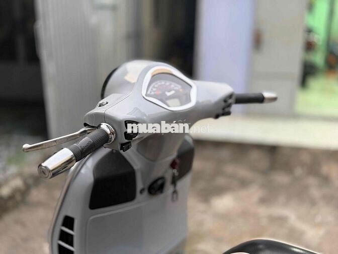 Piaggio GTS 300 Quasar 2018 Xám xi măng