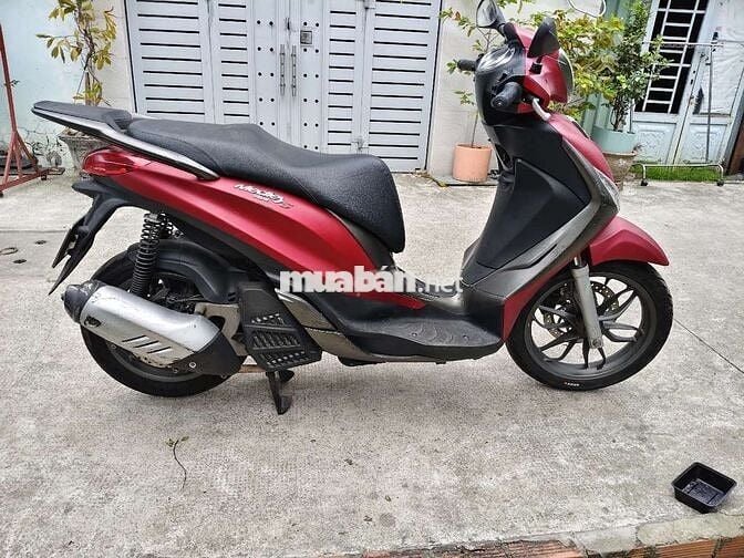 Piaggio Medley S Iget ABS Đỏ