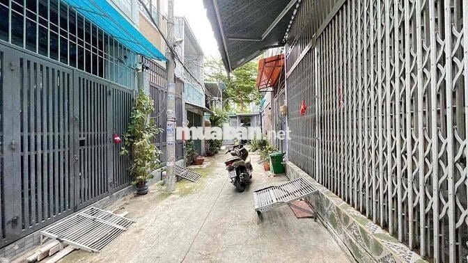 sát MT Lê Cơ, 2,5tấm 3PN, 4X11, hẻm oto, gần trường học, giá TL