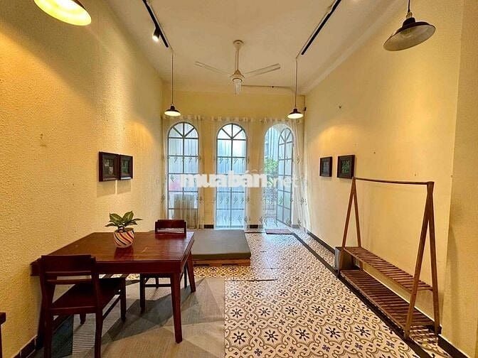 ✨ CĂN HỘ BAN CÔNG VINTAGE ĐẦY ĐỦ NỘI THẤT | GẦN VÒNG XOAY LĂNG CHA CẢ