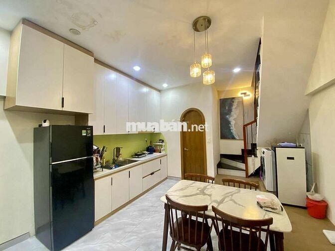 Nhà đẹp giá tốt ace k thể bỏ qua. 2 tầng. Hương Lộ 2. Dtsd: 79m,