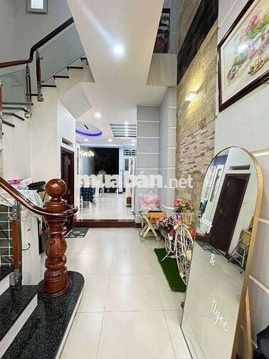 Nhà Mặt Tiền Kinh Doanh, 4 Tầng 4 PN, Gần ST Emart