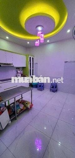 NHÀ 3 TẦNG, 2 MẶT TIỀN, DT (4X20)M2, HẺM XE HƠI THÔNG, 5,3 TỶ CÒN TL