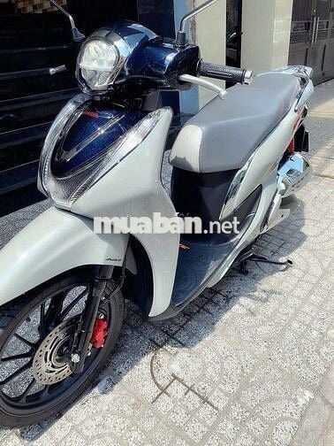 Honda SH Mode Bản đặc biệt Xám xi măng