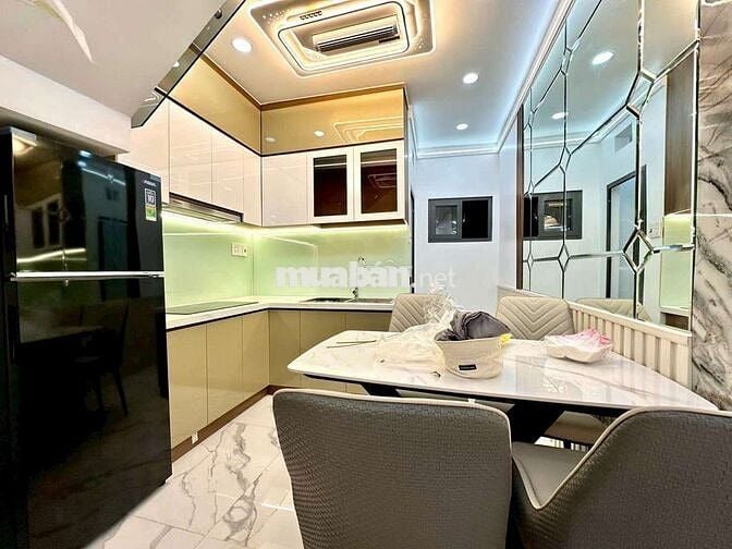 4,2 Tỷ TL nhà 1 lầu 2 PN hẻm 167/ Huỳnh Tấn Phát Quận 7