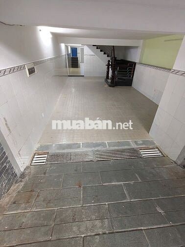 Cho thuê nhà Hầm 4 lầu ngay Mặt tiền đường Đô thị Areco Thủ Đức