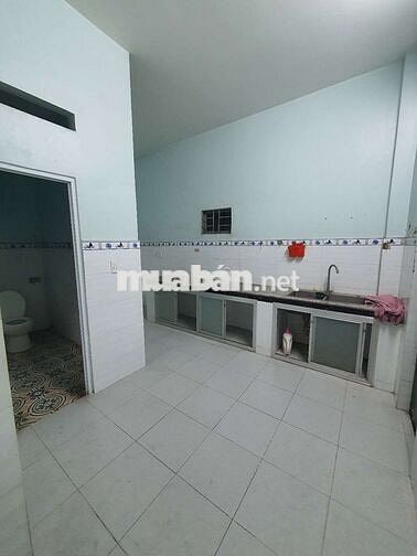 Nhà Mặt Tiền 5x20 1lầu 3pn 2 tolet .