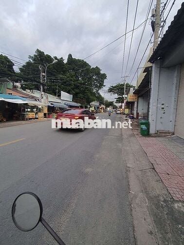 Nhà Mặt Tiền 5x20 1lầu 3pn 2 tolet .