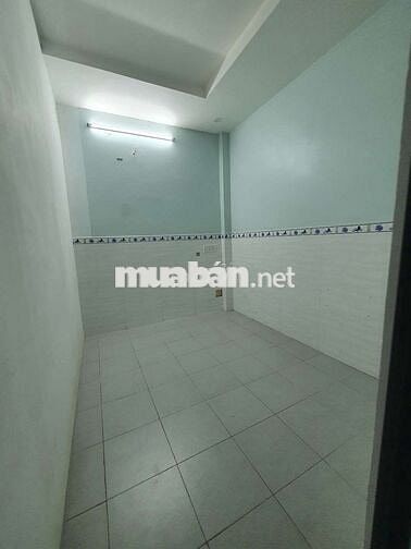 Nhà Mặt Tiền 5x20 1lầu 3pn 2 tolet .