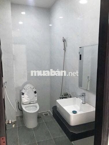 Cho thuê nhà nguyên căn khu dân cư cao cấp BD có bảo vệ 1 trệt 2 lầu