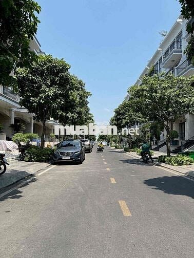 🔥 CHO THUÊ PHÒNG CAO CẤP TẠI VẠN PHÚC CITY – FULL NỘI THẤT