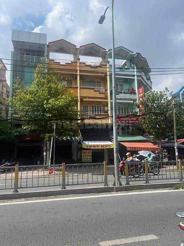 Bán nhà Mặt Tiền, Tạ Quang Bửu P5 Q8, DT 4x19m, lửng 3 lầu 