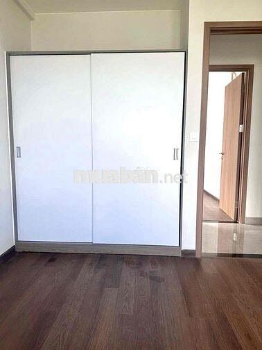 BÁN GẤP CĂN 2PN TẦNG TRUNG BAO PHÍ SANG TÊN, SỔ SẴN,TẶNG NỘI THAT XỊN