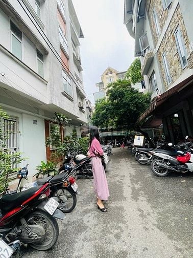 VIP - PHÂN LÔ 2 Ô TÔ - PHỐ VĨNH PHÚC - BA ĐÌNH -55M - 5 TẦNG - MT 4M 