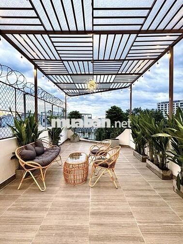 Bán Siêu Phẩm Mặt Tiền Ngay Phạm Văn Đồng - Nhà Mới 60m2 Đất Hơn 9 tỷ