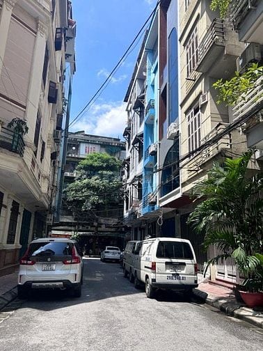 VIP - PHÂN LÔ 2 Ô TÔ - PHỐ VĨNH PHÚC - BA ĐÌNH -55M - 5 TẦNG - MT 4M 