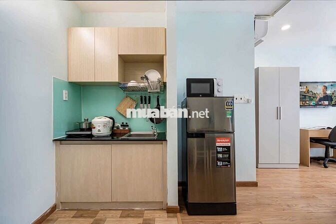 PHÒNG FULL NỘI THẤT, ÁNH SÁNG MẠNH, NẰM NGAY TRUNG TÂM QUẬN 1🥰