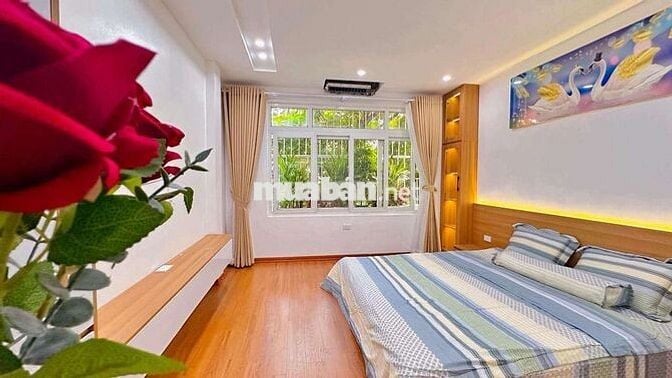 Căn Góc - 3 Thoáng - Đất Học Bách Khoa - Xây Dựng - Tập thể 80m² - 2PN