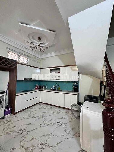 SIÊU PHẨM - LÔ GÓC - NHÀ ĐẸP - 6 PHÒNG CHO THUÊ -💥💥 ⭐️ Diện tích 45m