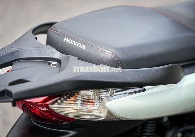 Sh150i nhập ý số máy 110 bs vip 69696 chính chủ