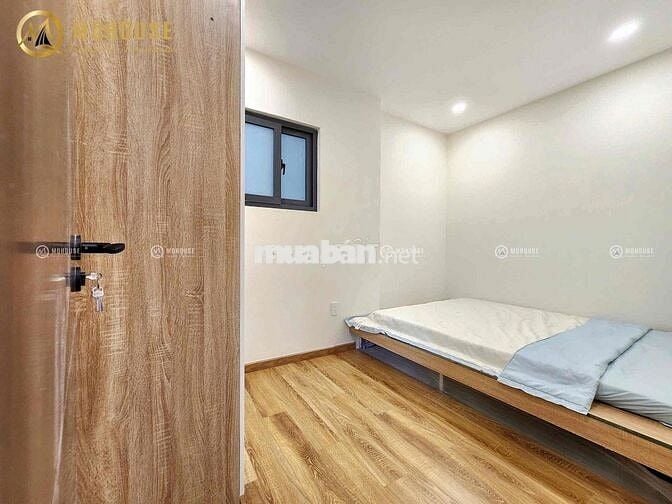 CHDV full nội thất 2pn cửa sổ cực thoáng ngay khu bàu cát