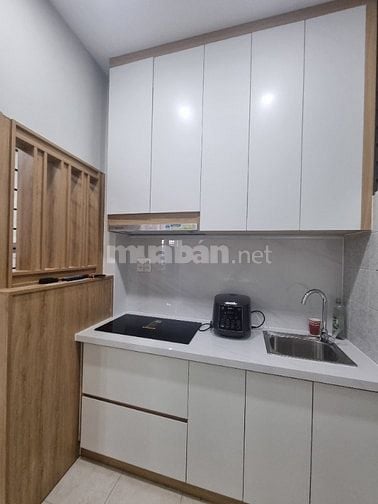 Cho thuê căn hộ Chung cư 43 HVH, view đẹp, đầy đủ nội thất cao cấp