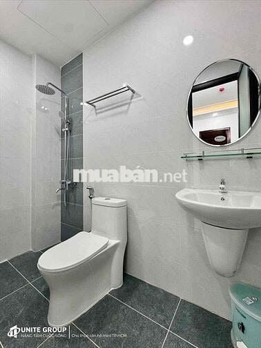 2 Phòng Ngủ - 2WC - 50m2 - Full Nội Thất- Thang Máy-Bảo Vệ-Khu Sân Bay