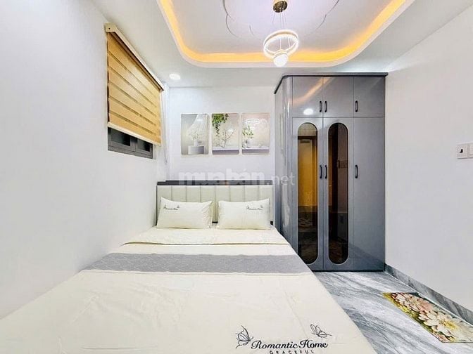 Ngộp, gấp bán nhà mặt tiền hẻm