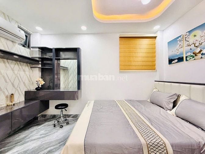 Ngộp, gấp bán nhà mặt tiền hẻm