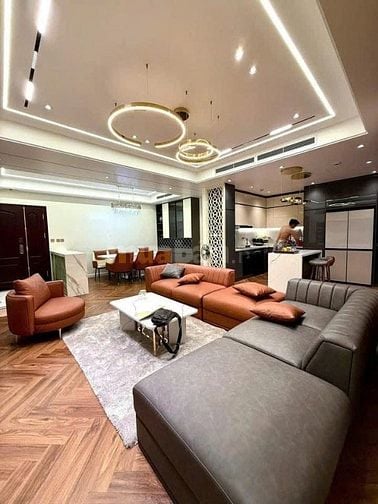 Nhà em bán lại căn hộ 92m2, 3PN view hồ Tây giá 8,8 tỷ tòa C18 LL Quân