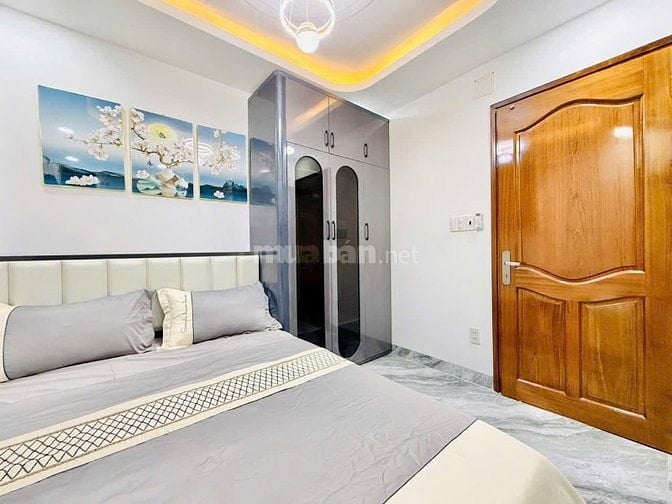 Ngộp, gấp bán nhà mặt tiền hẻm