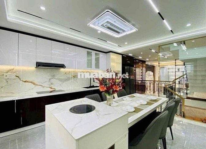 CHỈ HƠN 7 TỶ *** 1 CĂN NHÀ NGAY TRẦN QUÝ KHOÁCH, TÂN ĐỊNH, QUẬN 1