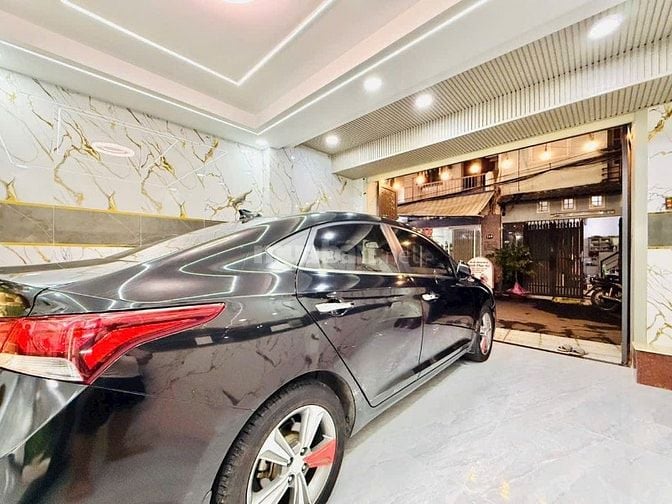 Ngộp, gấp bán nhà mặt tiền hẻm