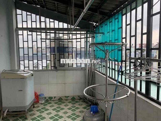 CHO THUÊ NHÀ HXH ĐÚC 3 LẦU CÓ MÁY LẠNH