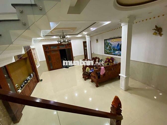 Cho tthuê nhà diện tích rộng Gò Vấp