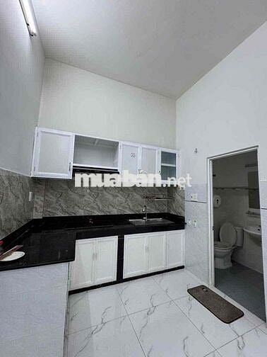 Cho thuê nhà 12tr - Lê Văn Thọ, P11