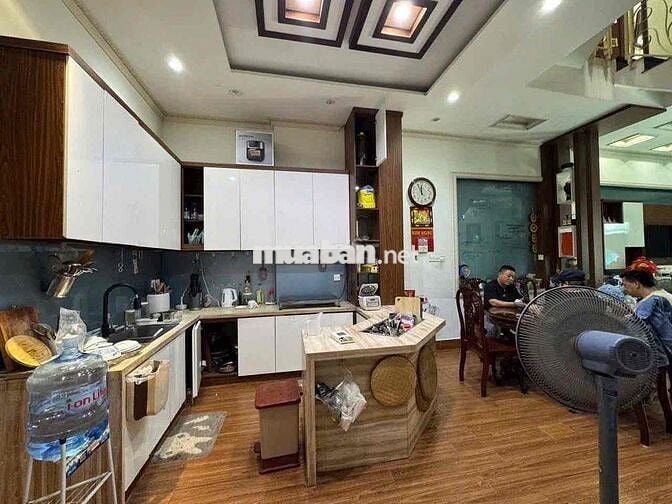 NHÀ ĐẸP 5  14m HẺM NHỰA 6M  XE HƠI NGỦ TRONG NHÀ  1/ PHAN HUY ÍCH, P.1