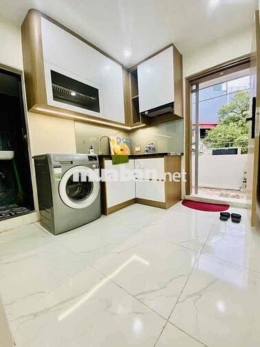 TẬP THỂ TÔN ĐỨC THẮNG - TRUNG TÂM ĐỐNG ĐA - 2 MẶT THOÁNG SÁNG