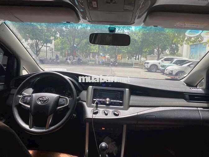 Toyota Innova 2019 2.0E 110682 km