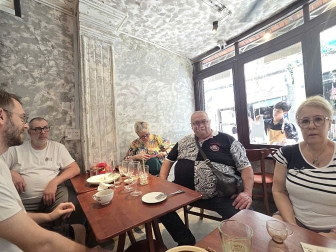 SANG CAFE NGUYỄN GIA TRÍ. Bình Thạnh