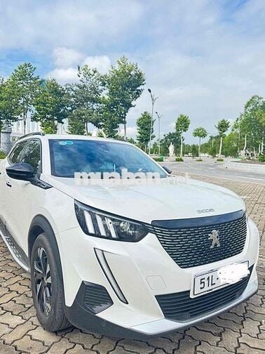 Peugeot 2008 2025 GT Line 1.2 AT - 5500 km