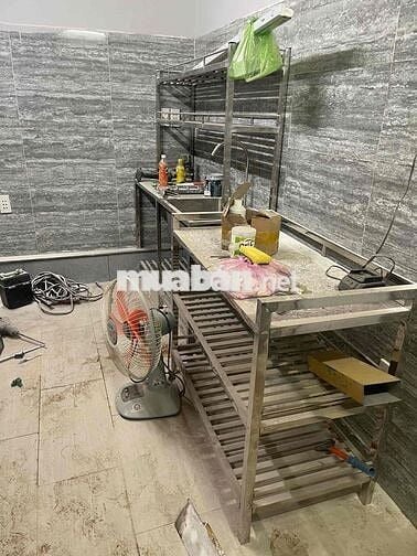 Cho thuê nhà kho 225m, 2 PN, đường Tam Bình thành phố Thủ Đức