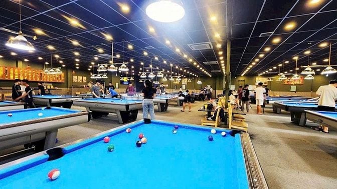 Cho Thuê Nhà Mặt Tiền : 2-4-6 Trần Bình Trọng, Phường 5, Bình Thạnh